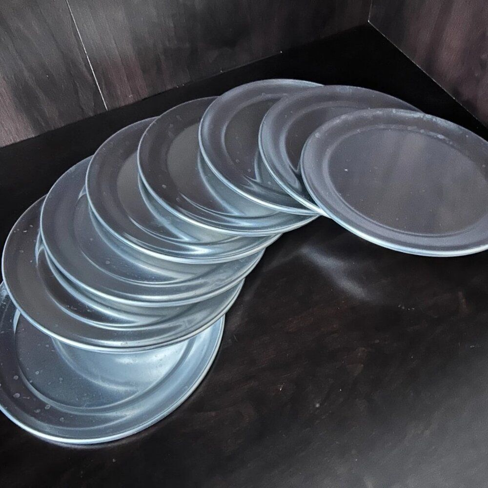 8-Piece Wide Rim Pizza Pan Set – 8" Baking and Serving Pans